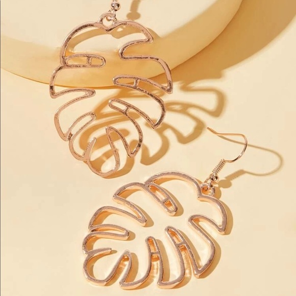 • Meredith • Monstera Leaf  Drop Earrings - Picture 2 of 3